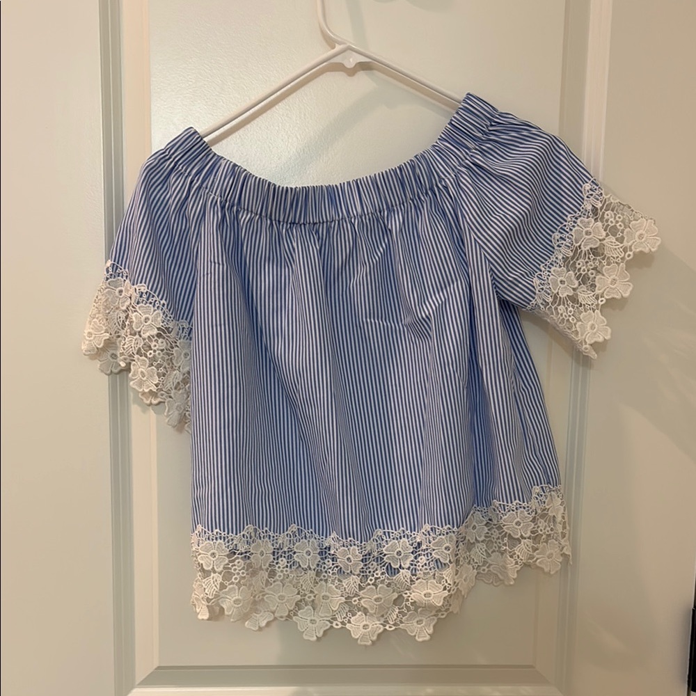 Blue striped off the should top